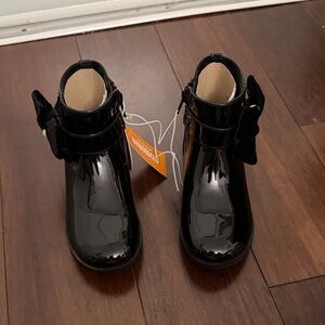 Gymboree Black Patent Ankle Boots with Side Bow